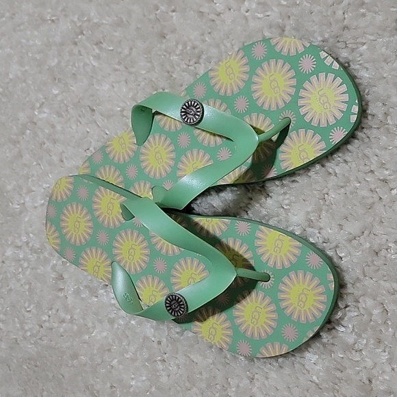 UGG Mint and Lemon Sunburst Sandals - Picture 1 of 8
